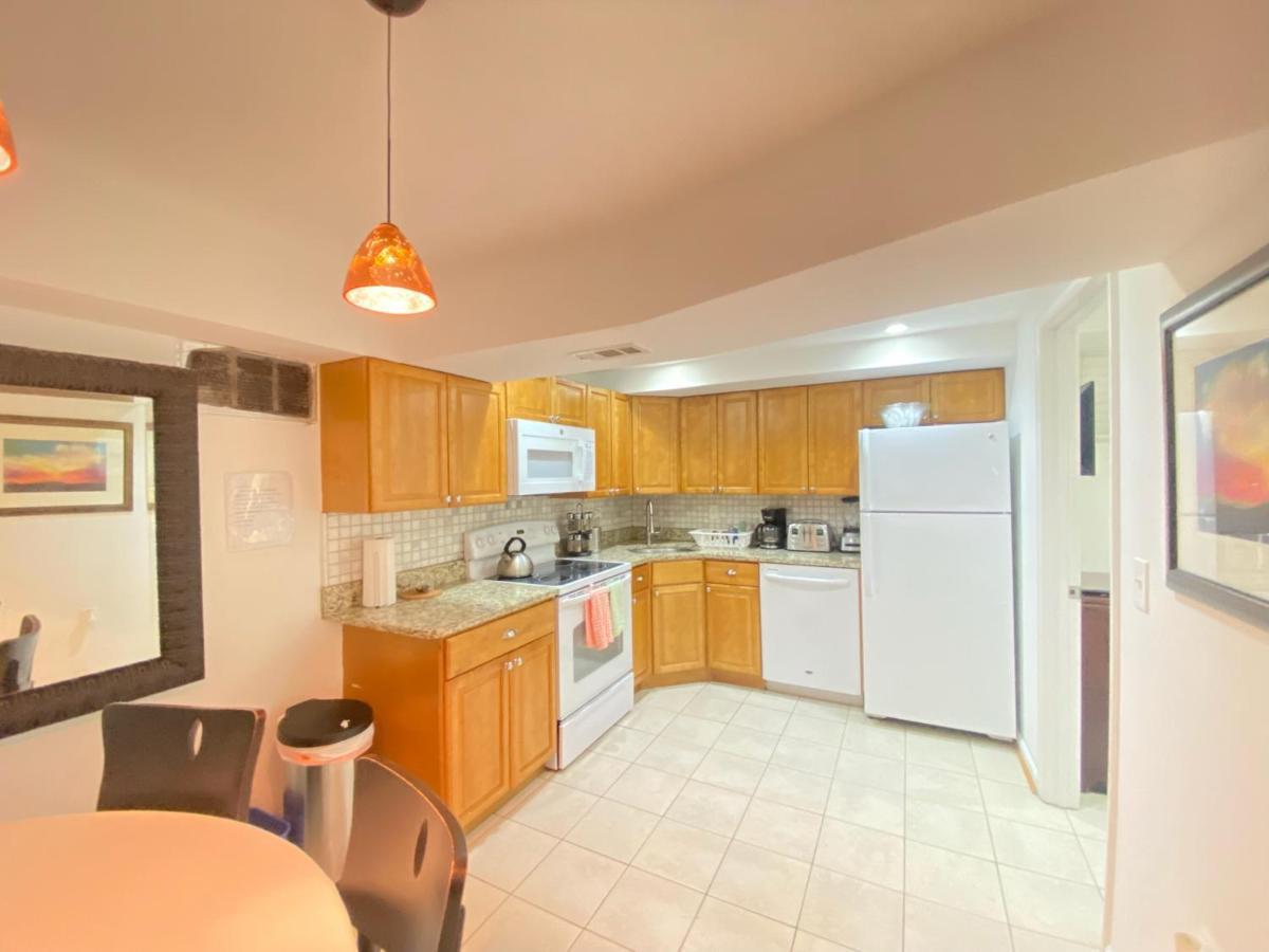 Comfy Basement Home 2 Bdrm1Den 3Queen Beds Distrito de Colúmbia Exterior foto