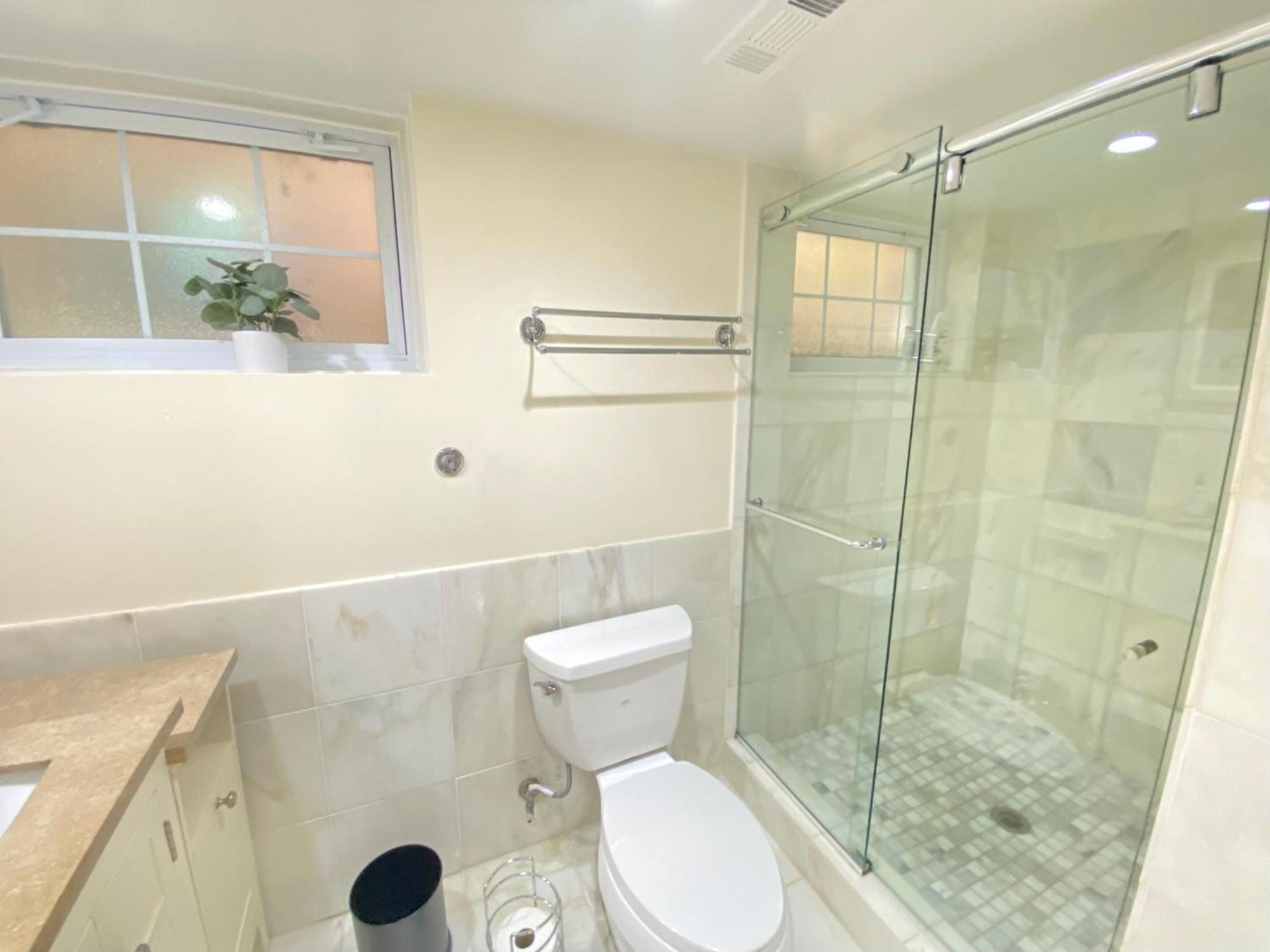 Comfy Basement Home 2 Bdrm1Den 3Queen Beds Distrito de Colúmbia Exterior foto