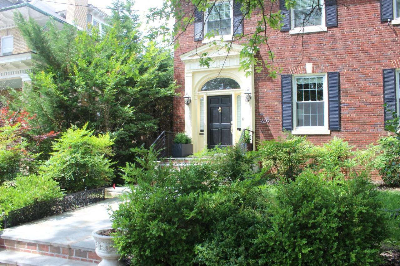Comfy Basement Home 2 Bdrm1Den 3Queen Beds Distrito de Colúmbia Exterior foto